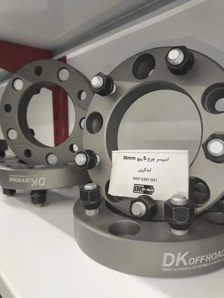 اسپیسر چرخ 3 سانت لندکروز 200 برند DK - 2