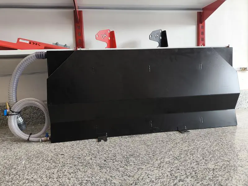 مخزن آب پشت صندلی برند Camel - 2